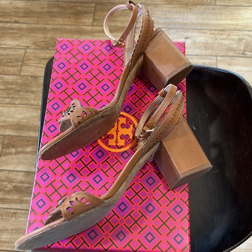 Tory Burch Marguerite Sandal in Nappa